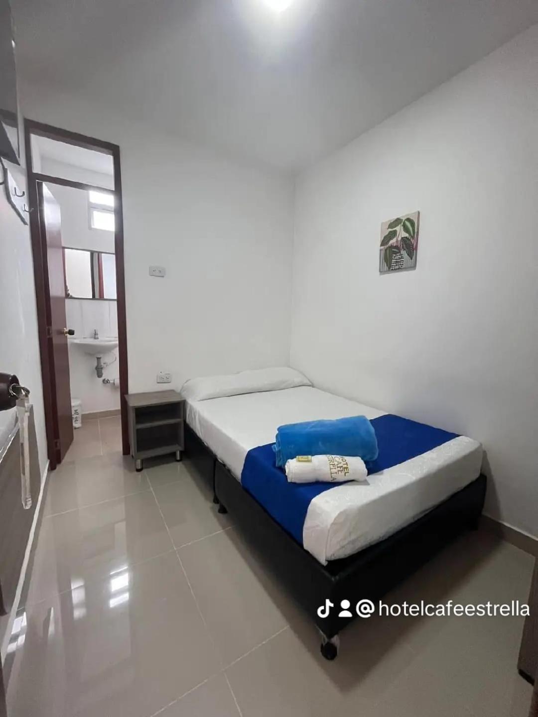 Hotel Cafe Estrella Armenia  Zewnętrze zdjęcie