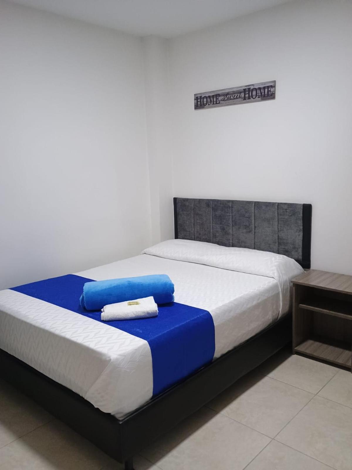 Hotel Cafe Estrella Armenia  Zewnętrze zdjęcie